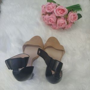 Slightly used French connection strap women's heel